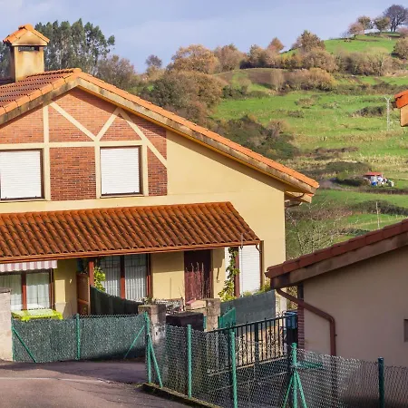 Exquisite Holiday In Carasa With Private Garden Voto