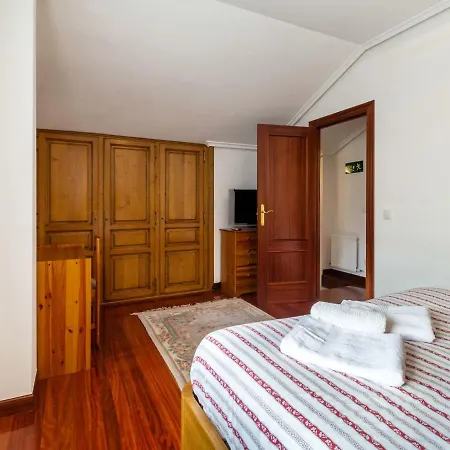 Exquisite Holiday In Carasa With Private Garden Voto