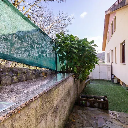 Сasa de vacaciones Exquisite Holiday In Carasa With Private Garden