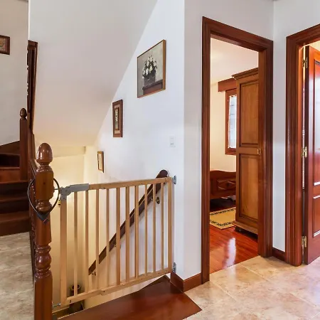Exquisite Holiday In Carasa With Private Garden Сasa de vacaciones *